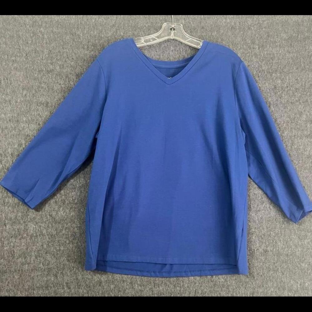D&Co. Essentials Women's V-Neck Top - Size XL